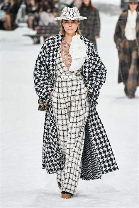 faldas chanel 2019|chanel fall collection.